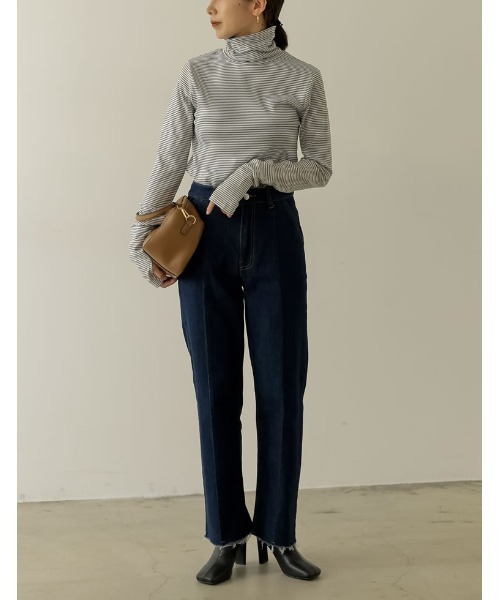 Re:EDIT（リエディ）の「裏起毛細ボーダー指穴タートルネックトップス（その他トップス・レディース・ホワイト×ブラック/ブラック×ホワイト・MEDIUM）」の16枚目の写真