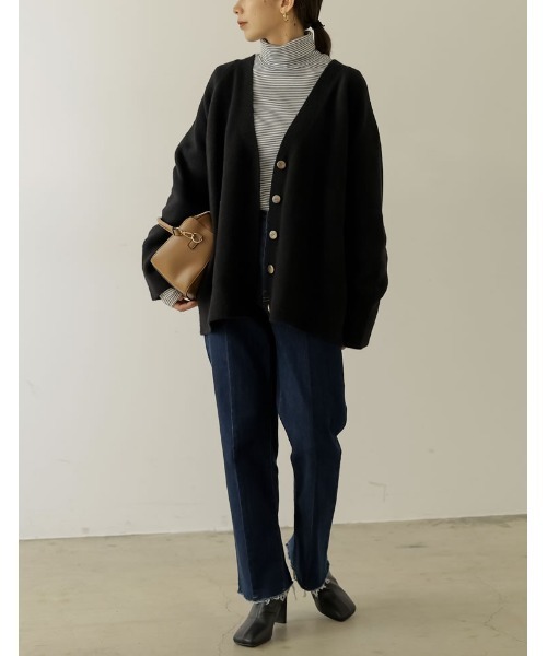 Re:EDIT（リエディ）の「裏起毛細ボーダー指穴タートルネックトップス（その他トップス・レディース・ホワイト×ブラック/ブラック×ホワイト・MEDIUM）」の17枚目の写真