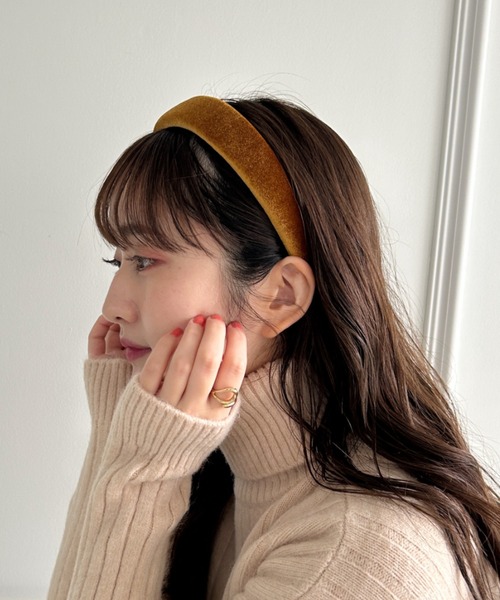 Loueme（ルエム）の「ベロアワイドカチューシャ（カチューシャ・レディース・ベージュ/キャメル/レッド/ブラック・FREE）」の13枚目の写真