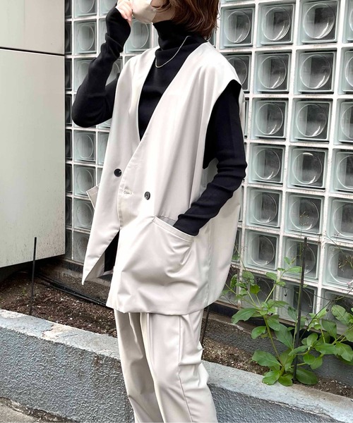 NO NEED(ノーニード)の「TRダブルジレベスト セットアップ可能/ユニセックス/(ベスト・メンズ・ベージュ/ブラック・フリ-)」の3枚目の写真