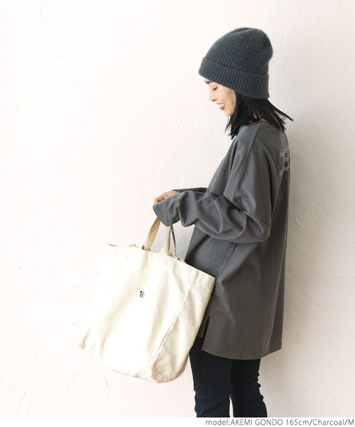 coca(coca)(コカ)の「バックプリントへビーウェイトフットボールロンT(Tシャツ/カットソー・レディース・チャコール/アイボリー・M/L)」の11枚目の写真