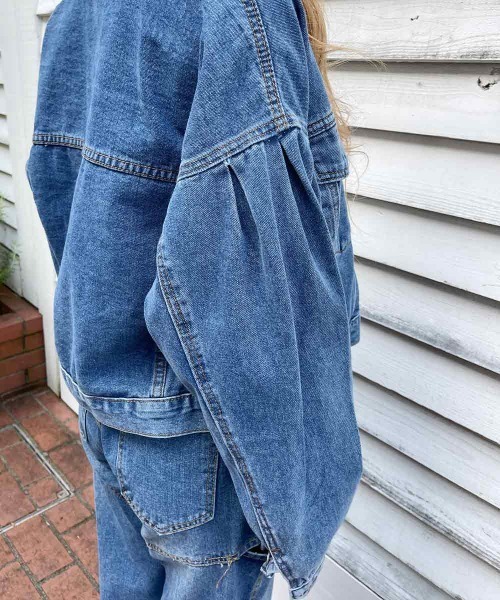 esutoreja(エストレジャ)の「ルーススリーブスデニムジャケット(デニムジャケット・レディース・ブルー・FREE)」の3枚目の写真