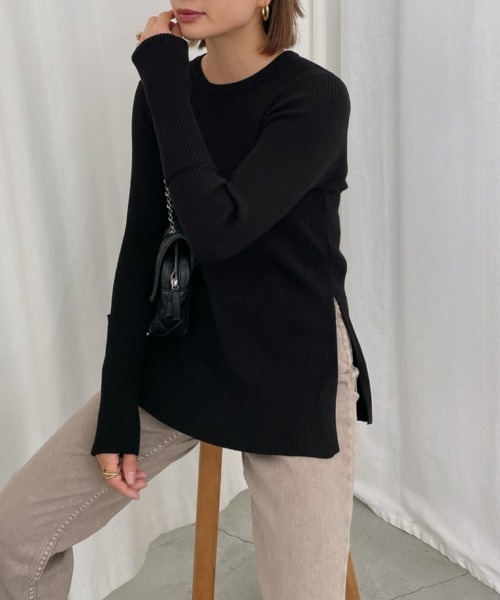 Vicente(ヴィセンテ)の「Side slit knit(ニット/セーター・レディース・ホワイト/ブラック/ベージュ・FREE)」の20枚目の写真