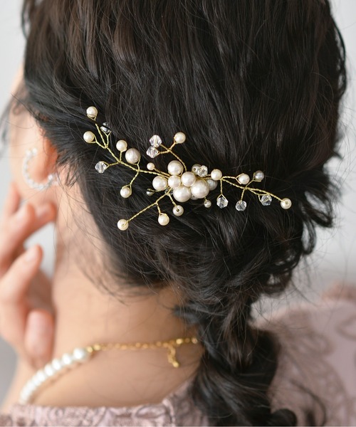 Kana(カナ)の「リーフモチーフ パール ヘアコーム 結婚式 お呼ばれ オケージョン(その他ヘアアクセサリー・レディース・シルバー/ゴールド・フリー)」の7枚目の写真