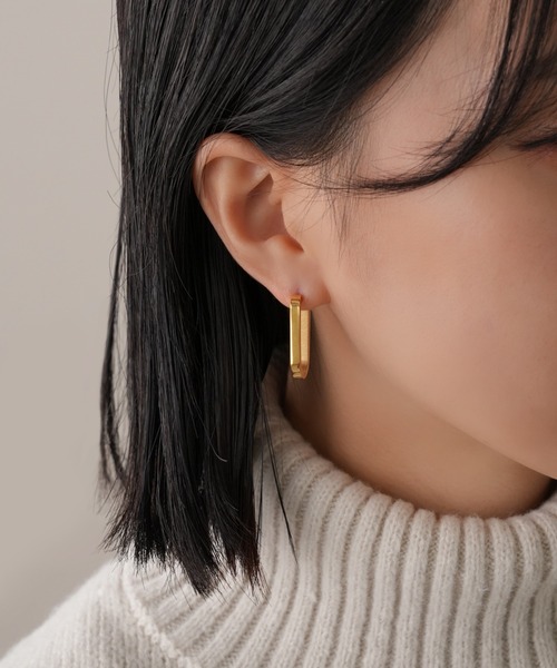 IAMUSE（アイアミューズ）の「金属アレルギー対応　オーバルフープピアス S0873【IAMUSE】（ピアス（両耳用）・レディース・ゴールド/シルバー・FREE）」の7枚目の写真