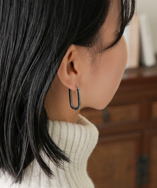 IAMUSE（アイアミューズ）の「金属アレルギー対応　オーバルフープピアス S0873【IAMUSE】（ピアス（両耳用）・レディース・ゴールド/シルバー・FREE）」の9枚目の写真