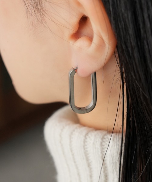 IAMUSE（アイアミューズ）の「金属アレルギー対応　オーバルフープピアス S0873【IAMUSE】（ピアス（両耳用）・レディース・ゴールド/シルバー・FREE）」の8枚目の写真