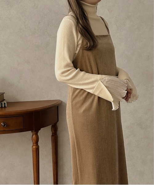 apres jour clair(アプレジュールクレア)の「【apres jour clair】ベロアキャミワンピース【ZOZOTOWN限定アイテム】(ワンピース・レディース・ダークブラウン/ブラック/ベージュ・フリー/X-LARGE)」の1枚目の写真