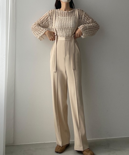 Louere（ルエレ）の「【取り外し可】サスペンダーストレートパンツ（その他パンツ・レディース・ブラック/アイボリー/ベージュ・SMALL/MEDIUM/LARGE）」の2枚目の写真