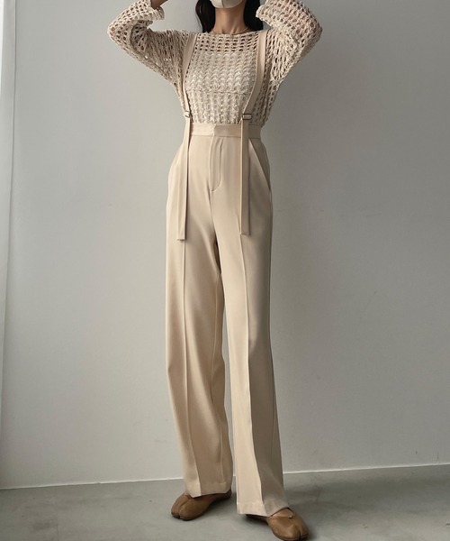 Louere（ルエレ）の「【取り外し可】サスペンダーストレートパンツ（その他パンツ・レディース・ブラック/アイボリー/ベージュ・SMALL/MEDIUM/LARGE）」の5枚目の写真