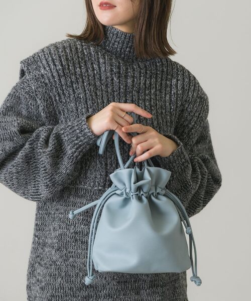 RETRO GIRL（レトロガール）の「巾着2wayショルダー（ショルダーバッグ・レディース・ブラック/ライトベージュ/ダークブルー/イエロー/ホワイト・ONE SIZE）」の16枚目の写真