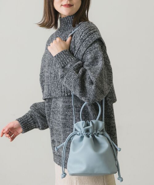 RETRO GIRL（レトロガール）の「巾着2wayショルダー（ショルダーバッグ・レディース・ブラック/ライトベージュ/ダークブルー/イエロー/ホワイト・ONE SIZE）」の17枚目の写真