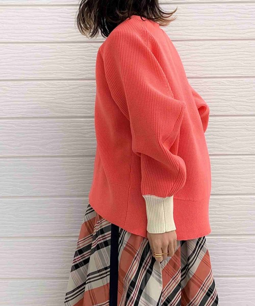 Q（キュー）の「片畦ドルマンカーデ（カーディガン/ボレロ・レディース・アイボリー/コーラル・MEDIUM）」の10枚目の写真