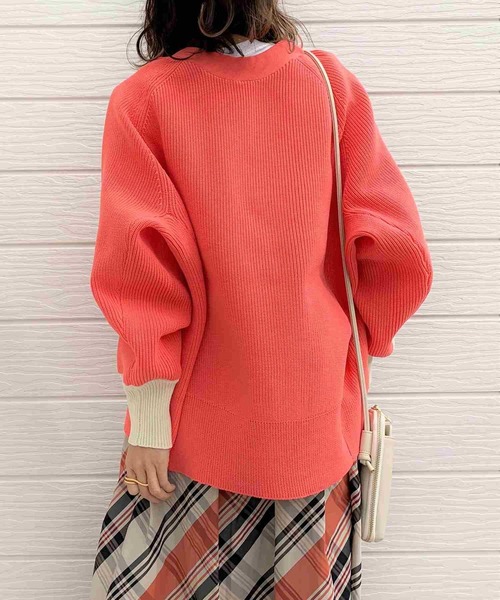 Q（キュー）の「片畦ドルマンカーデ（カーディガン/ボレロ・レディース・アイボリー/コーラル・MEDIUM）」の11枚目の写真