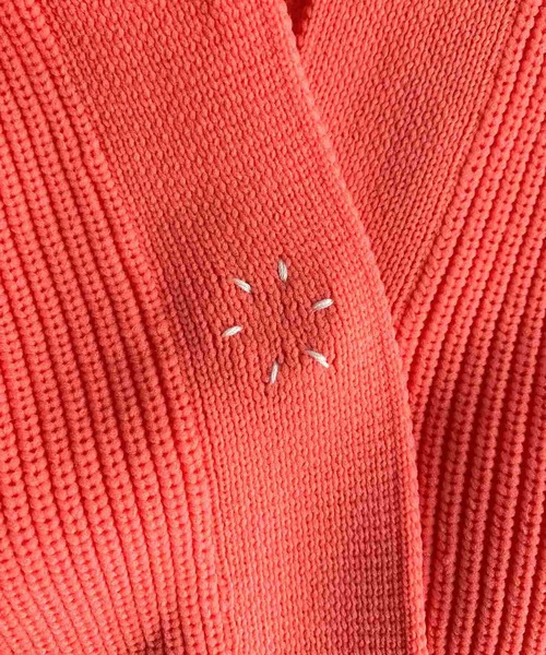 Q（キュー）の「片畦ドルマンカーデ（カーディガン/ボレロ・レディース・アイボリー/コーラル・MEDIUM）」の8枚目の写真