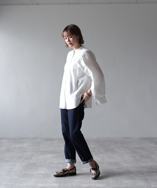 HERENCIA（ヘレンチア）の「2WAY袖スリット ギャザーショルダー デザインブラウス（シャツ/ブラウス・レディース・ブラック系その他/イエロー/ブラック/ホワイト/ブルー系その他・MEDIUM）」の7枚目の写真