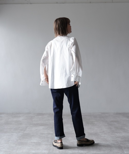 HERENCIA（ヘレンチア）の「2WAY袖スリット ギャザーショルダー デザインブラウス（シャツ/ブラウス・レディース・ブラック系その他/イエロー/ブラック/ホワイト/ブルー系その他・MEDIUM）」の8枚目の写真