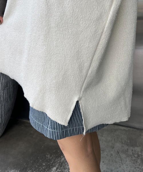 CIAOPANIC(チャオパニック)の「配色ラグランオーバースウェット(スウェット・レディース・チャコールグレー/イエロー/グリーン・FREE)」の13枚目の写真