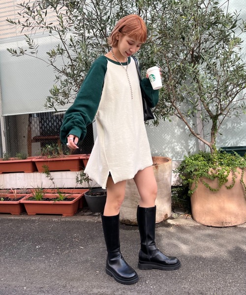 CIAOPANIC(チャオパニック)の「配色ラグランオーバースウェット(スウェット・レディース・チャコールグレー/イエロー/グリーン・FREE)」の6枚目の写真