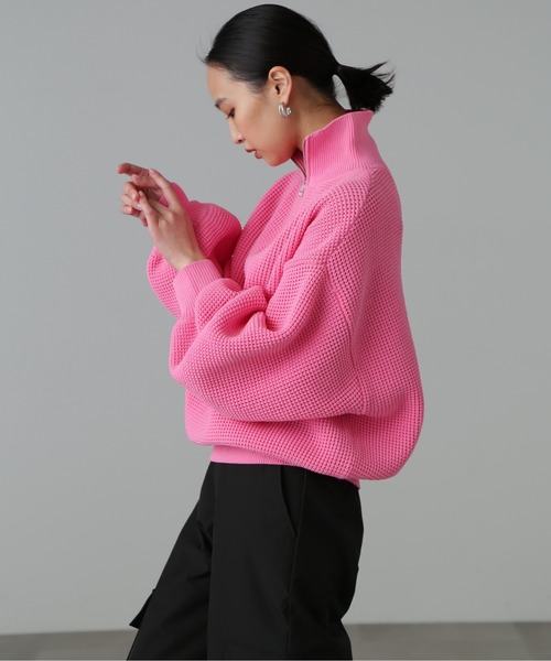 FREE'S MART(フリーズマート)の「◆ミドル丈ハーフZIPニット(ニット/セーター・レディース・ホワイト/ブラック/ピンク・FREE)」の5枚目の写真