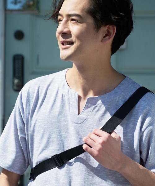 UNIIT（ユニット）の「汗染みの目立ちにくいTシャツ ゼロステイン  ZEROSTAIN   撥水性　UVカット スラブキーネックTシャツ（Tシャツ/カットソー・メンズ・ブラック/グレー/スミクロ/ネイビー/ブラウン/アイボリー・SMALL/MEDIUM/LARGE/X-LARGE）」の10枚目の写真