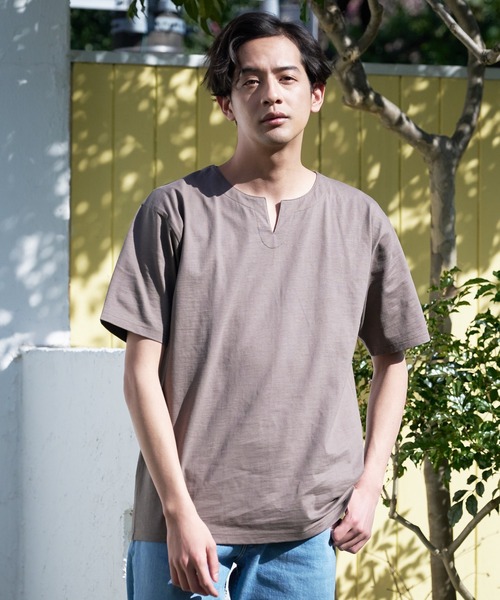 UNIIT（ユニット）の「汗染みの目立ちにくいTシャツ ゼロステイン  ZEROSTAIN   撥水性　UVカット スラブキーネックTシャツ（Tシャツ/カットソー・メンズ・ブラック/グレー/スミクロ/ネイビー/ブラウン/アイボリー・SMALL/MEDIUM/LARGE/X-LARGE）」の18枚目の写真