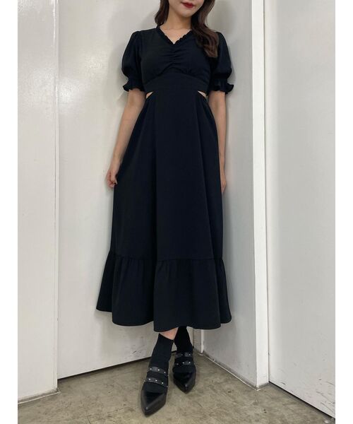 EATME(イートミー)の「Vネックカットアウトロングワンピース(ワンピース・レディース・ブラック/ベージュ/ピンク・SMALL/MEDIUM)」の10枚目の写真