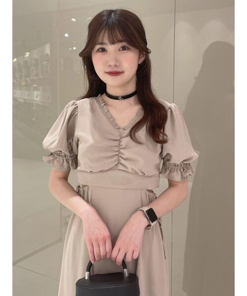 EATME(イートミー)の「Vネックカットアウトロングワンピース(ワンピース・レディース・ブラック/ベージュ/ピンク・SMALL/MEDIUM)」の15枚目の写真