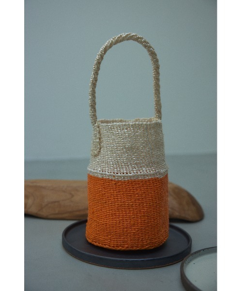 BLACK BY MOUSSY(ブラックバイマウジー)の「plastic sisal bag(プラスチックサイザルバック)(かごバッグ・レディース・シルバー/ホワイト系その他・FREE)」の1枚目の写真