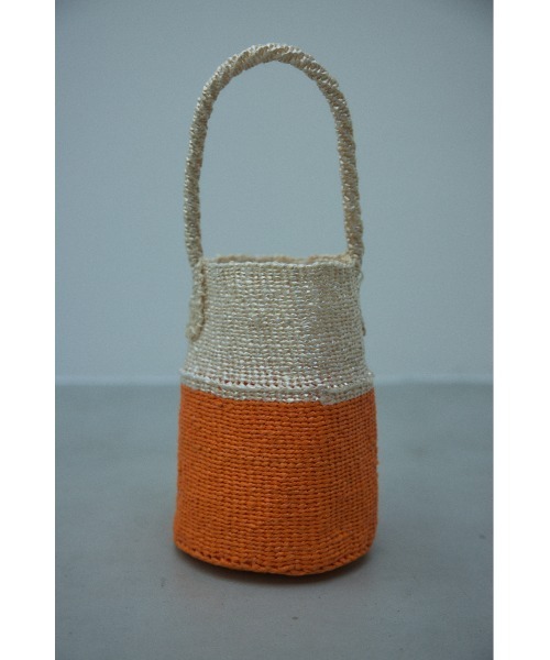 BLACK BY MOUSSY(ブラックバイマウジー)の「plastic sisal bag(プラスチックサイザルバック)(かごバッグ・レディース・シルバー/ホワイト系その他・FREE)」の9枚目の写真
