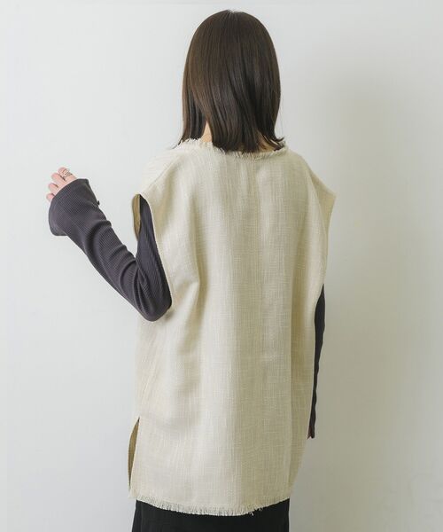 RETRO GIRL（レトロガール）の「Vネックベスト（ベスト・レディース・ライトグレー/ブラック/ナチュラル・FREE）」の4枚目の写真