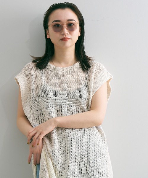 Zoff（ゾフ）の「【Web限定】ボストン型 サングラス｜軽量｜紫外線対策｜カラーレンズ（サングラス・レディース・ブラック/ブラウン/ベージュ/ブラック系その他2/クリア/ブラック系その他・FREE）」の9枚目の写真