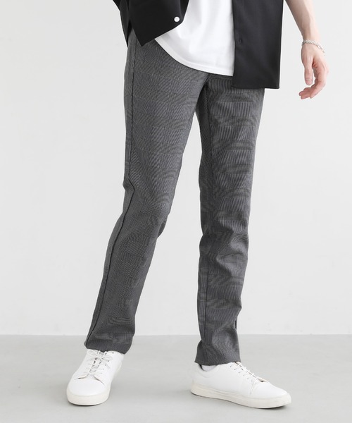 THE CASUAL（カジュアル）の「接触冷感 強ストレッチ　5ポケットスリムテーパードパンツ（その他パンツ・メンズ・ネイビー/ベージュ/カーキ/ブラック/グレー系・L/M/LL）」の3枚目の写真