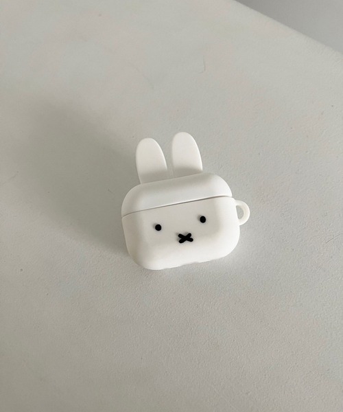 Me%（ミィパーセント）の「ミッフィーAirPodsPROケース（ヘッドフォン/イヤホン・レディース・その他1・FREE）」の3枚目の写真