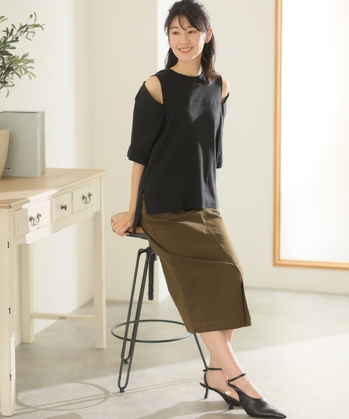 ショルダーオープン半袖Tシャツ（Tシャツ/カットソー）｜ElegChic（エレグシック）