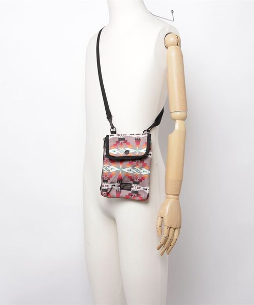 PENDLETON（ペンドルトン）の「『PENDLETON/ペンドルトン』NECK POUCH（ボディバッグ/ウエストポーチ・メンズ・グレー/ブラック/カーキ・FREE）」の18枚目の写真