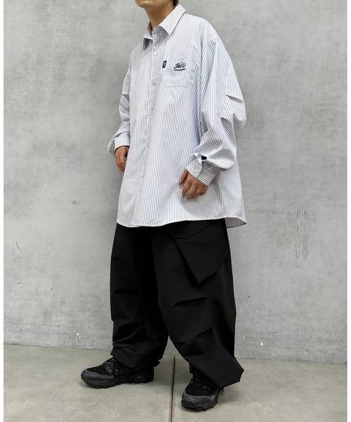 WHO'S WHO gallery（フーズフーギャラリー）の「COOPER FACT スーパービッグストライプシャツ（シャツ/ブラウス・メンズ・ホワイト系その他/ブルー系その他・FREE）」の20枚目の写真