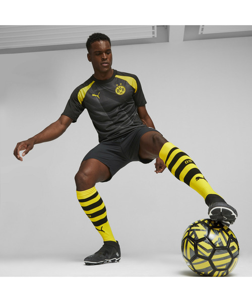 PUMA(プーマ)の「PUMA プーマ メンズ ドルトムント 2023-24 プレマッチ シャツ(Tシャツ/カットソー・メンズ・ブラック×イエロー・LARGE/MEDIUM/SMALL/X-LARGE/X-SMALL)」の9枚目の写真