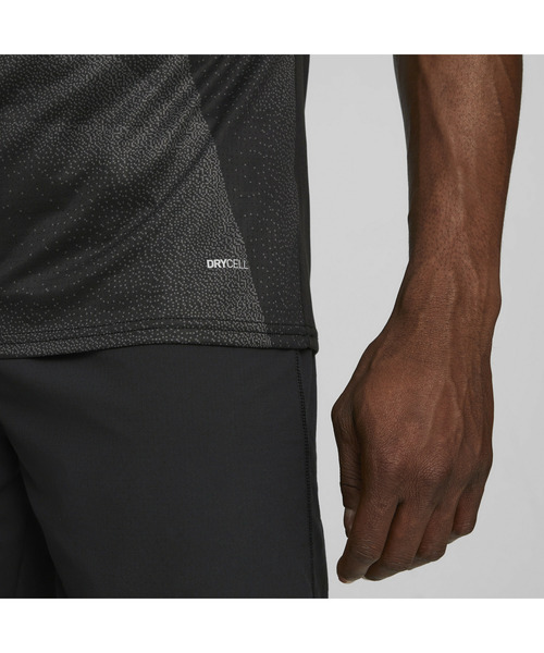 PUMA(プーマ)の「PUMA プーマ メンズ ドルトムント 2023-24 プレマッチ シャツ(Tシャツ/カットソー・メンズ・ブラック×イエロー・LARGE/MEDIUM/SMALL/X-LARGE/X-SMALL)」の11枚目の写真