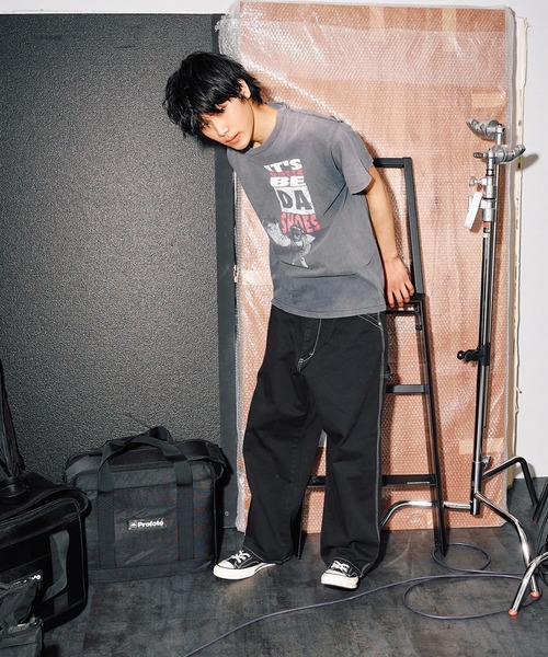 Lee（リー）の「Lee/リー【ルーズペインターパンツ】【X-LINE】デニム/カラー ワイドペインターパンツ（デニムパンツ・メンズ・コーラル/ライトグリーン/ブラウン/グリーン/ホワイト/ブラック/ダークグリーン/パープル/オレンジ/ダークインディゴブルー・SMALL/MEDIUM/LARGE/X-LARGE/X-SMALL）」の20枚目の写真