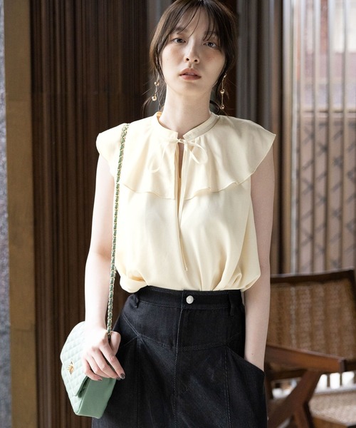 Andemiu（アンデミュウ）の「フリルリボンブラウス966020（シャツ/ブラウス・レディース・ブラック/オフホワイト/キャメル・FREE）」の14枚目の写真