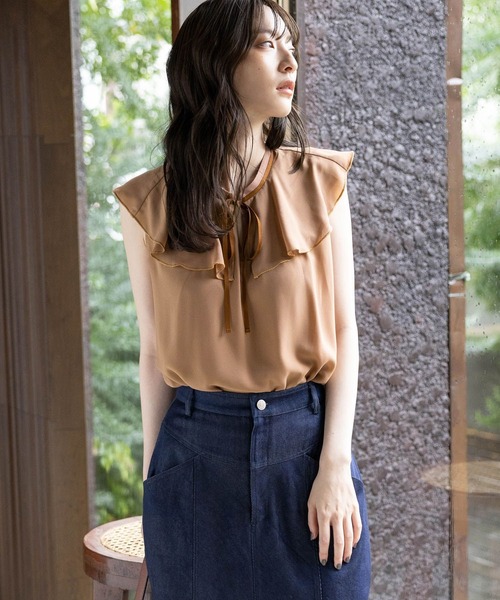 Andemiu（アンデミュウ）の「フリルリボンブラウス966020（シャツ/ブラウス・レディース・ブラック/オフホワイト/キャメル・FREE）」の18枚目の写真