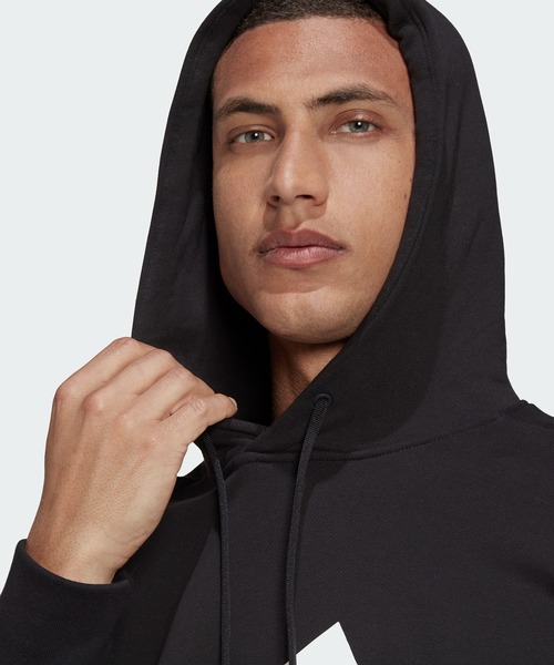 adidas（アディダス）の「アディダス スポーツウェア フューチャー アイコン ロゴ グラフィック パーカー / アディダス adidas（パーカー・メンズ・ブラック/グレー/ブルー・MEDIUM/SMALL/LARGE/X-LARGE/XX-LARGE/XXX-LARGE/X-SMALL/XXXX-LARGE/XXXXX-LARGE）」の6枚目の写真