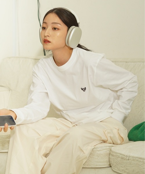 HANES(ヘインズ)の「【HANES/ヘインズ】BEEFY ワンポイント ロングTシャツ H8-X40 ビーフィー ロンT ヘビーウェイト ユニセックス コットン100%(Tシャツ/カットソー・メンズ・ホワイト/ブラック/グレー/ネイビー・MEDIUM/LARGE/X-LARGE/SMALL)」の1枚目の写真