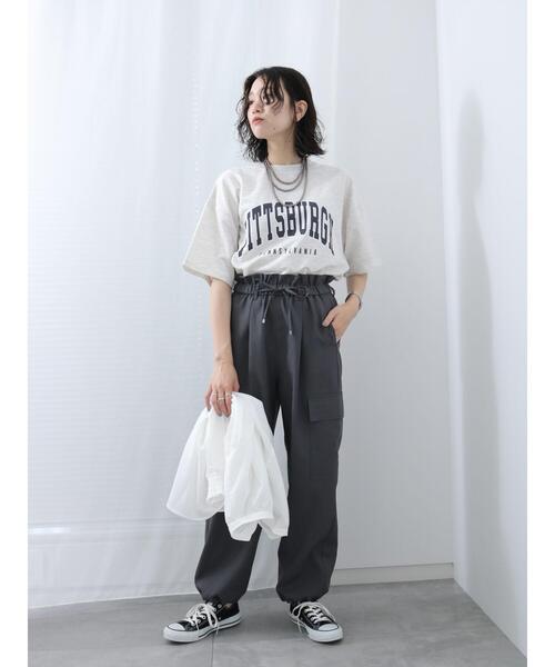 Samansa Mos2 blue（サマンサモスモスブルー）の「ミニ裏毛ロゴプルオーバー（Tシャツ/カットソー・レディース・チャコールグレー/オフホワイト/トップグレー・F）」の15枚目の写真