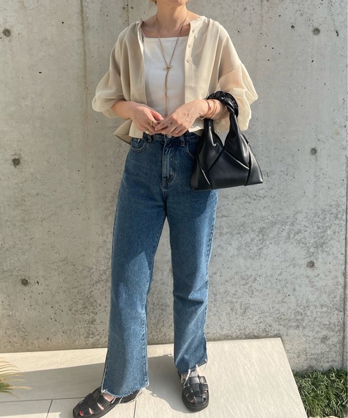 y/m by misato(イムバイミサト)の「トライアングルBAG(ショルダーバッグ・レディース・ブラック/ベージュ・FREE)」の8枚目の写真