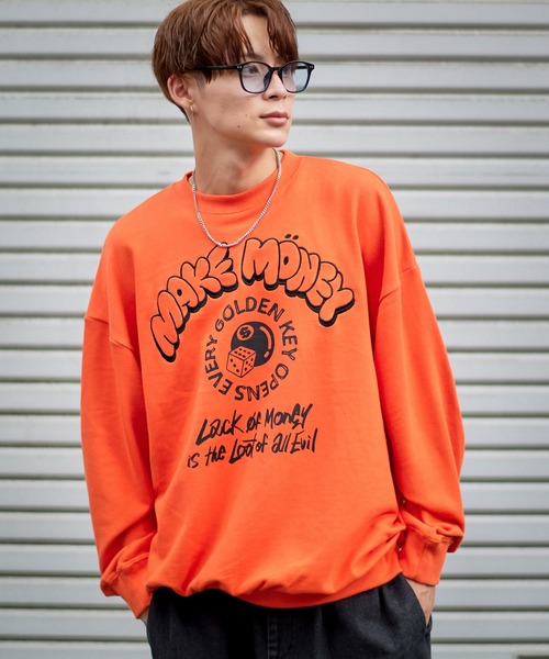 SPINNS（スピンズ）の「【ユニセックスで着用可能】裏毛スウェット 8ボール（スウェット・メンズ・アッシュグレー/ブラック/オレンジ/スミクロ・ONESIZE）」の4枚目の写真