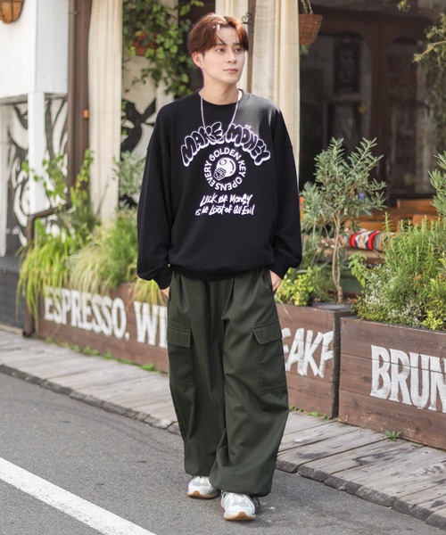 SPINNS（スピンズ）の「【ユニセックスで着用可能】裏毛スウェット 8ボール（スウェット・メンズ・アッシュグレー/ブラック/オレンジ/スミクロ・ONESIZE）」の13枚目の写真