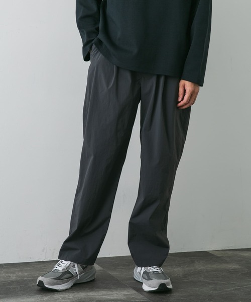 URBAN RESEARCH DOORS（アーバンリサーチドアーズ）の「『安井達郎×DOORS』ナイロンストレッチイージートラウザー（その他パンツ・メンズ・チャコールグレー/ブラウン・MEDIUM/LARGE）」の6枚目の写真