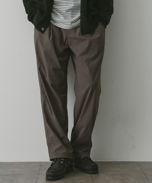 URBAN RESEARCH DOORS（アーバンリサーチドアーズ）の「『安井達郎×DOORS』ナイロンストレッチイージートラウザー（その他パンツ・メンズ・チャコールグレー/ブラウン・MEDIUM/LARGE）」の10枚目の写真
